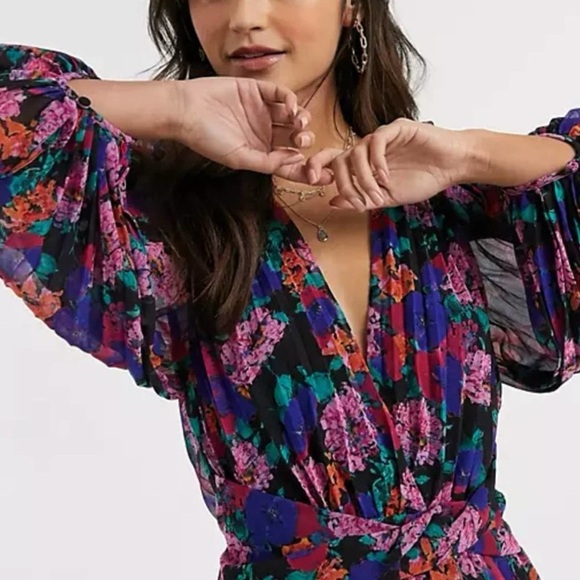 La Maison Talulah Floral Mini Dress - Picture 4 of 7